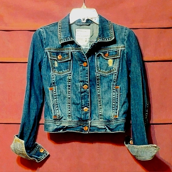 Aeropostale Jackets & Blazers - 5/$50 EUC Women/Girls Authentic Aeropostale Distressed Jean Jacket Sz. S